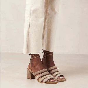 Alohas Letizia beige sandal